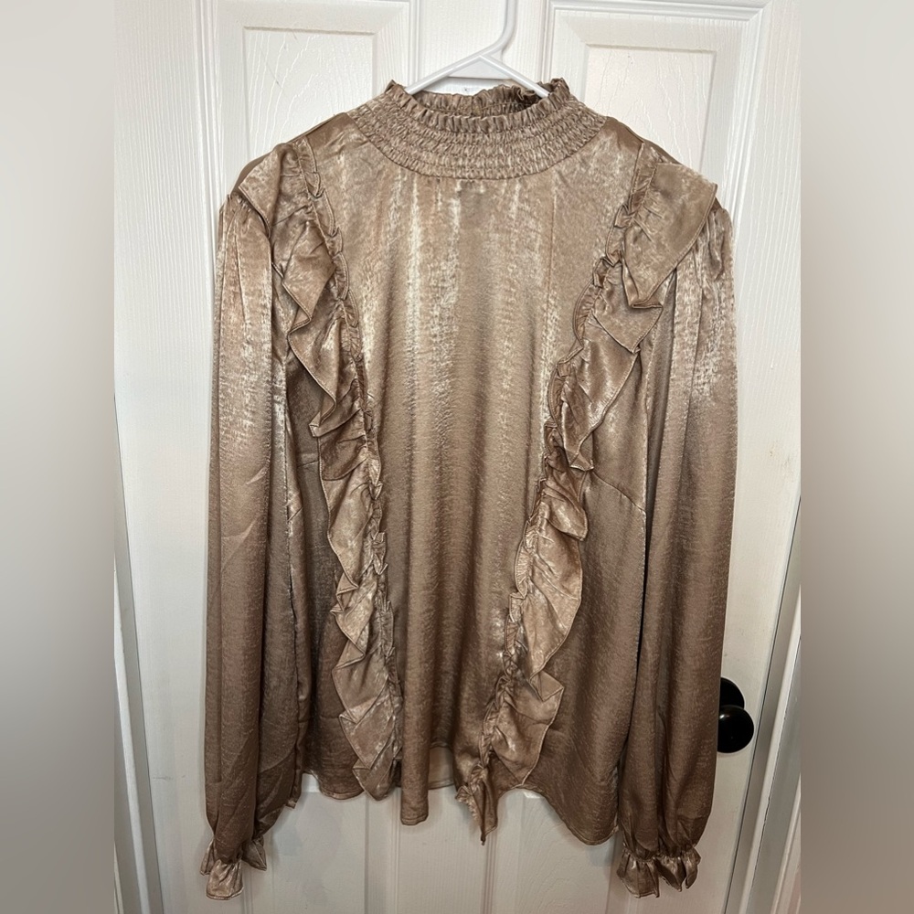 Andr’ee by unit size 2x. 100% polyester